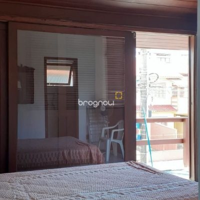 Casa com 114m², 3 quartos (sendo 1 suíte), 1 garagem, no bairro Ingleses do Rio Vermelho em Florianópolis