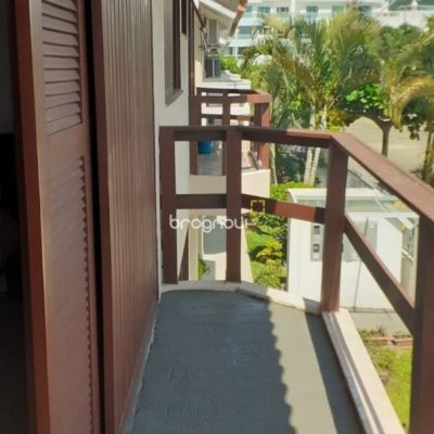 Casa com 114m², 3 quartos (sendo 1 suíte), 1 garagem, no bairro Ingleses do Rio Vermelho em Florianópolis