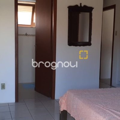 Casa com 114m², 3 quartos (sendo 1 suíte), 1 garagem, no bairro Ingleses do Rio Vermelho em Florianópolis