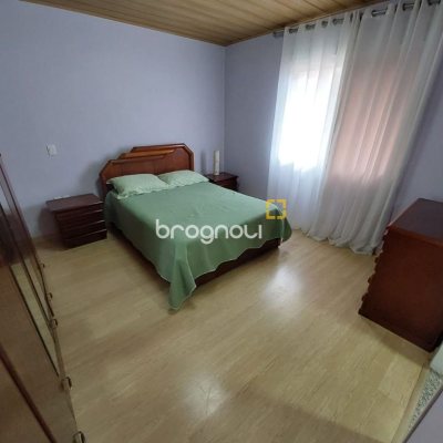 Casa com 295m², 4 quartos (sendo 2 suítes), 3 garagens, no bairro Trindade em Florianópolis