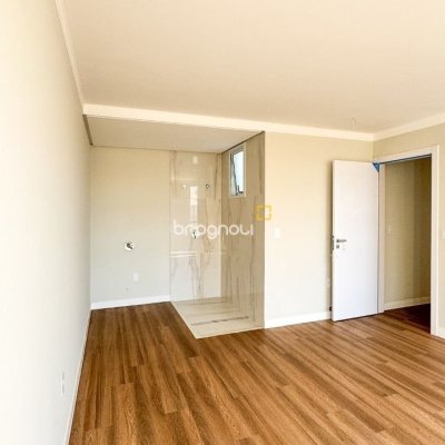 Apartamento com 149m², 3 quartos (sendo 3 suítes), 1 garagem, no bairro Ingleses em Florianópolis