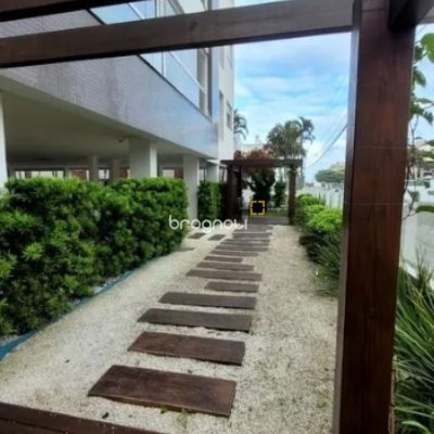 Apartamento com 107m², 2 quartos (sendo 2 suítes), 2 garagens, no bairro Ingleses em Florianópolis