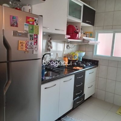 Apartamento com 52m², 2 quartos, 1 garagem, no bairro Potecas em São José