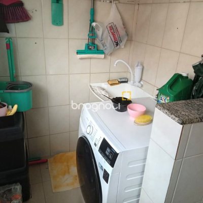 Apartamento com 52m², 2 quartos, 1 garagem, no bairro Potecas em São José