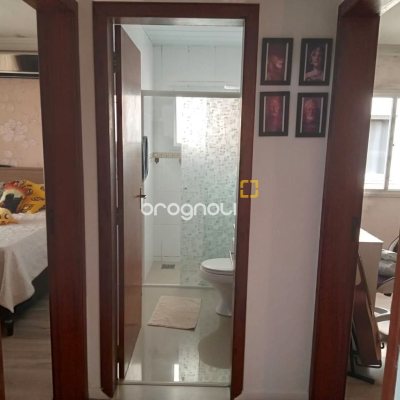 Apartamento com 52m², 2 quartos, 1 garagem, no bairro Potecas em São José