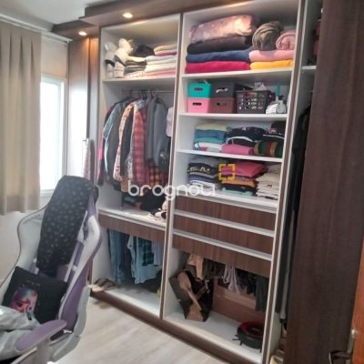 Apartamento com 52m², 2 quartos, 1 garagem, no bairro Potecas em São José