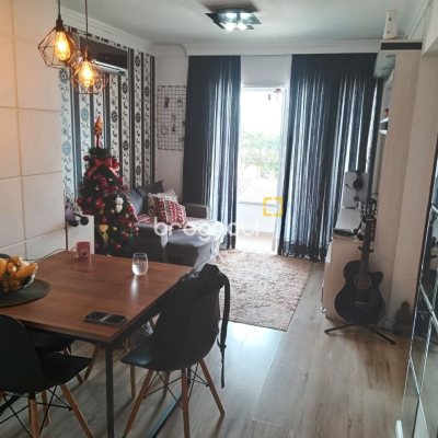 Apartamento com 52m², 2 quartos, 1 garagem, no bairro Potecas em São José