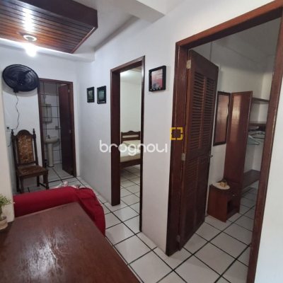 Pousada / Hotel com 500m², 12 quartos (sendo 12 suítes), 11 garagens, no bairro Canasvieiras em Florianópolis