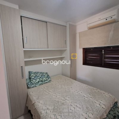 Pousada / Hotel com 500m², 12 quartos (sendo 12 suítes), 11 garagens, no bairro Canasvieiras em Florianópolis
