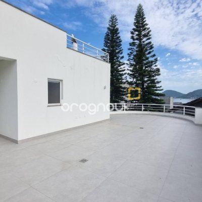 Casa de Condomínio com 392m², 4 quartos (sendo 4 suítes), 5 garagens, no bairro Cacupé em Florianópolis