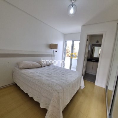 Casa de Condomínio com 392m², 4 quartos (sendo 4 suítes), 5 garagens, no bairro Cacupé em Florianópolis
