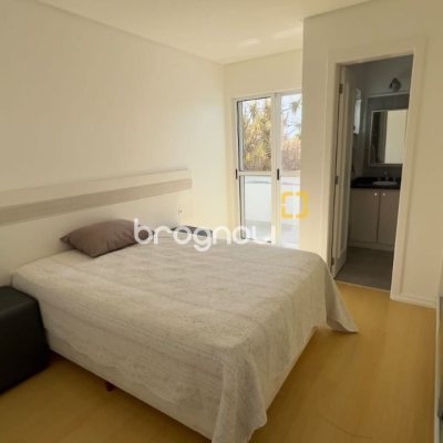 Casa de Condomínio com 392m², 4 quartos (sendo 4 suítes), 5 garagens, no bairro Cacupé em Florianópolis