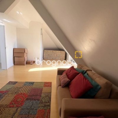 Casa de Condomínio com 392m², 4 quartos (sendo 4 suítes), 5 garagens, no bairro Cacupé em Florianópolis