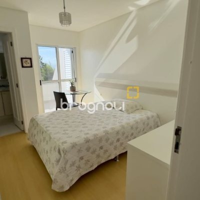 Casa de Condomínio com 392m², 4 quartos (sendo 4 suítes), 5 garagens, no bairro Cacupé em Florianópolis