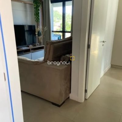 Apartamento com 71m², 2 quartos (sendo 1 suíte), 1 garagem, no bairro Canasvieiras em Florianópolis