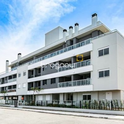 Apartamento com 71m², 2 quartos (sendo 1 suíte), 1 garagem, no bairro Canasvieiras em Florianópolis