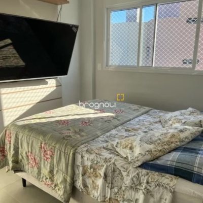 Apartamento com 71m², 2 quartos (sendo 1 suíte), 1 garagem, no bairro Canasvieiras em Florianópolis