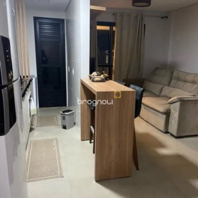 Apartamento com 71m², 2 quartos (sendo 1 suíte), 1 garagem, no bairro Canasvieiras em Florianópolis