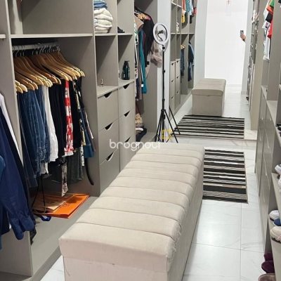 Casa de Condomínio com 384m², 3 quartos (sendo 3 suítes), 4 garagens, no bairro Rio Vermelho em Florianópolis
