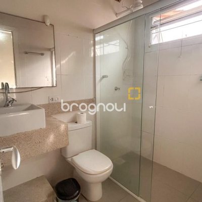 Casa com 420m², 4 quartos (sendo 2 suítes), 3 garagens, no bairro Ponta das Canas em Florianópolis