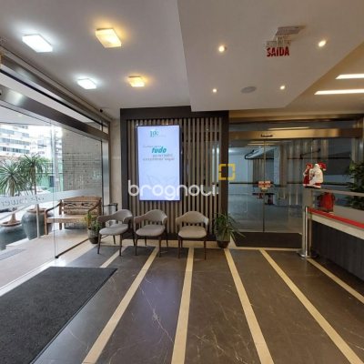 Sala com 77m², 2 garagens, no bairro Centro em Florianópolis