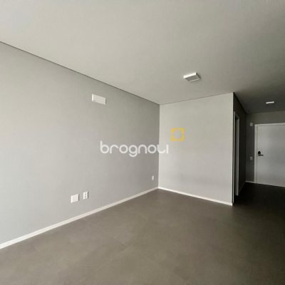 Apartamento com 99m², 2 quartos (sendo 2 suítes), 1 garagem, no bairro Jardim Atlântico em Florianópolis