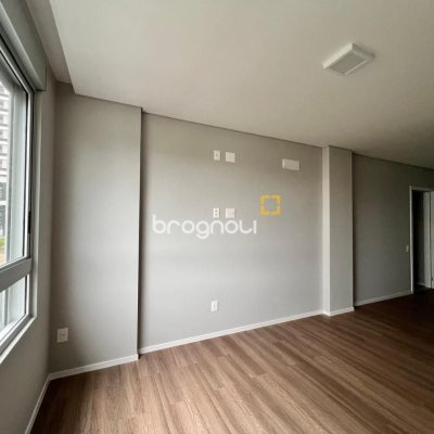 Apartamento com 99m², 2 quartos (sendo 2 suítes), 1 garagem, no bairro Jardim Atlântico em Florianópolis