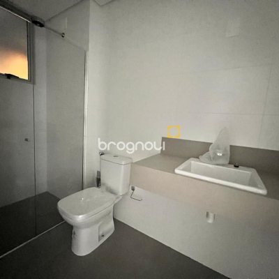 Apartamento com 99m², 2 quartos (sendo 2 suítes), 1 garagem, no bairro Jardim Atlântico em Florianópolis