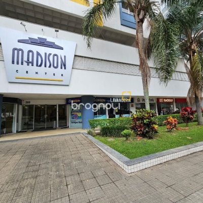 Sala com 27m², 1 garagem, no bairro Trindade em Florianópolis