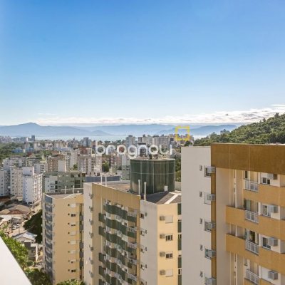 Apartamento com 65m², 2 quartos (sendo 1 suíte), 2 garagens, no bairro Itacorubi em Florianópolis