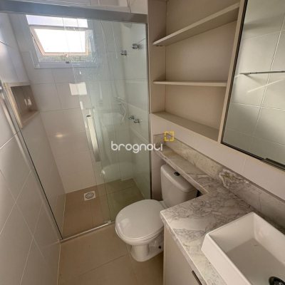 Apartamento com 65m², 2 quartos (sendo 1 suíte), 2 garagens, no bairro Itacorubi em Florianópolis