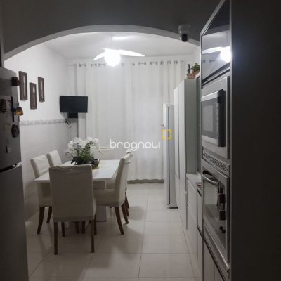 Casa com 357m², no bairro Santo Antônio de Lisboa em Florianópolis