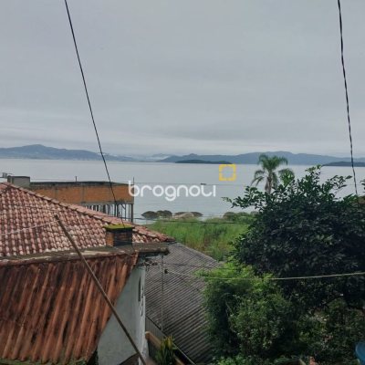 Casa com 357m², no bairro Santo Antônio de Lisboa em Florianópolis