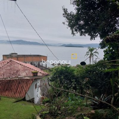 Casa com 357m², no bairro Santo Antônio de Lisboa em Florianópolis
