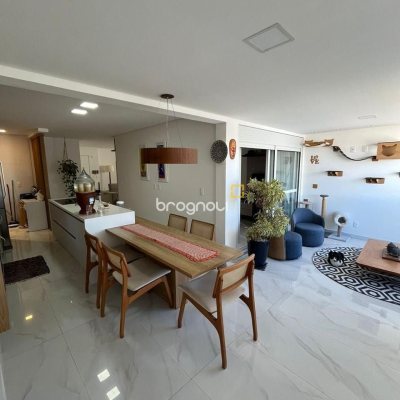 Cobertura com 257m², 3 quartos (sendo 3 suítes), 2 garagens, no bairro Ingleses em Florianópolis