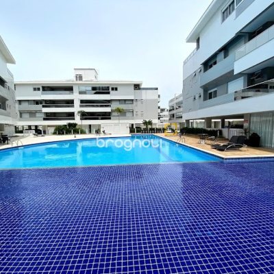 Cobertura com 257m², 3 quartos (sendo 3 suítes), 2 garagens, no bairro Ingleses em Florianópolis
