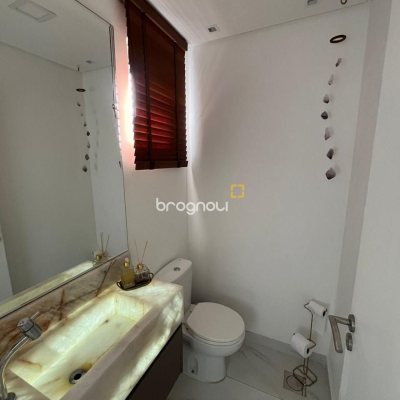 Cobertura com 257m², 3 quartos (sendo 3 suítes), 2 garagens, no bairro Ingleses em Florianópolis