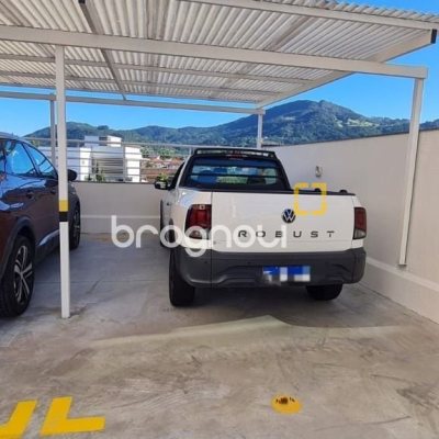 Apartamento com 68m², 2 quartos (sendo 1 suíte), no bairro Rio Caveiras em Biguaçu