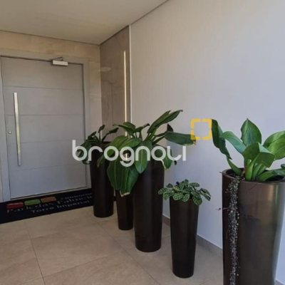 Apartamento com 68m², 2 quartos (sendo 1 suíte), no bairro Rio Caveiras em Biguaçu