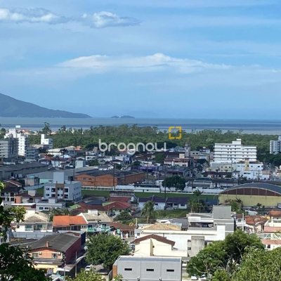 Terreno com 10100m², no bairro Boa Vista em Biguaçu