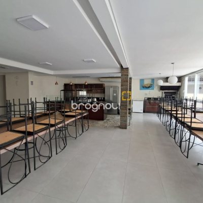 Apartamento com 88m², 3 quartos (sendo 1 suíte), 1 garagem, no bairro Centro em Florianópolis
