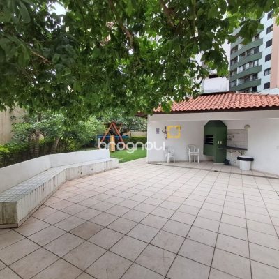 Apartamento com 88m², 3 quartos (sendo 1 suíte), 1 garagem, no bairro Centro em Florianópolis
