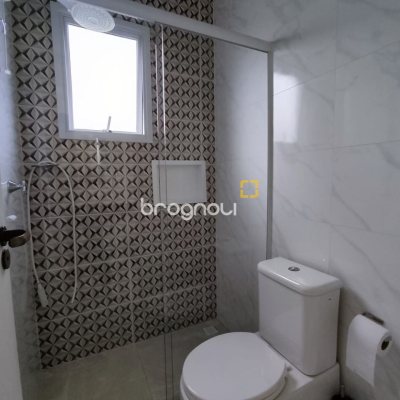 Casa com 327m², 5 quartos (sendo 3 suítes), 4 garagens, no bairro Ingleses em Florianópolis