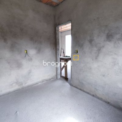 Casa com 327m², 5 quartos (sendo 3 suítes), 4 garagens, no bairro Ingleses em Florianópolis