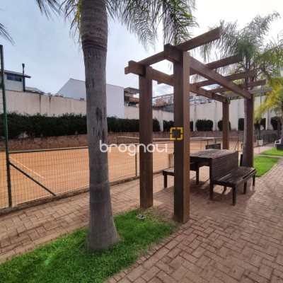 Casa com 327m², 5 quartos (sendo 3 suítes), 4 garagens, no bairro Ingleses em Florianópolis