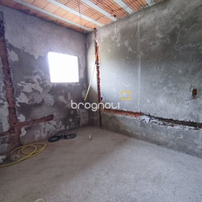 Casa com 327m², 5 quartos (sendo 3 suítes), 4 garagens, no bairro Ingleses em Florianópolis