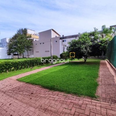 Casa com 327m², 5 quartos (sendo 3 suítes), 4 garagens, no bairro Ingleses em Florianópolis