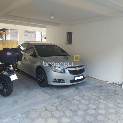 Apartamento com 58m², 2 quartos, 1 garagem, no bairro Forquilhinha em São José
