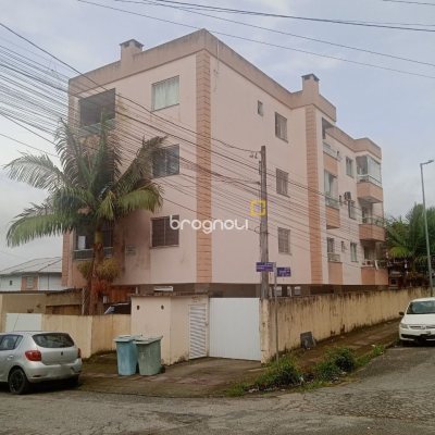 Apartamento com 58m², 2 quartos, 1 garagem, no bairro Forquilhinha em São José
