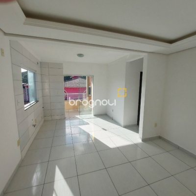 Apartamento com 58m², 2 quartos, 1 garagem, no bairro Forquilhinha em São José